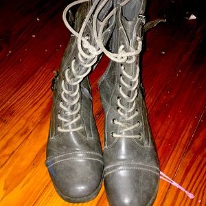 Cute ankle high gray boots